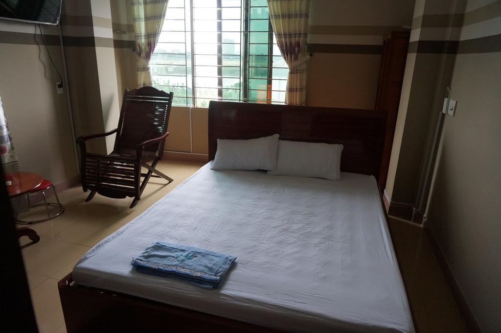 Thanh Lich Guesthouse Quảng Ngãi Exteriör bild