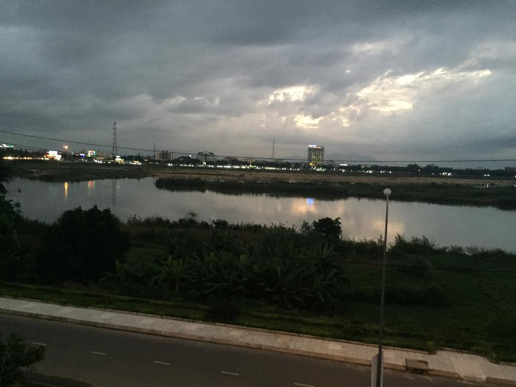 Thanh Lich Guesthouse Quảng Ngãi Exteriör bild
