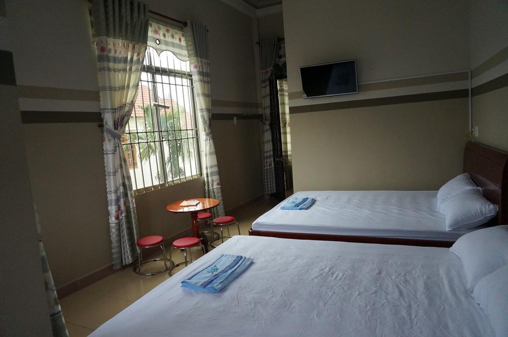 Thanh Lich Guesthouse Quảng Ngãi Exteriör bild