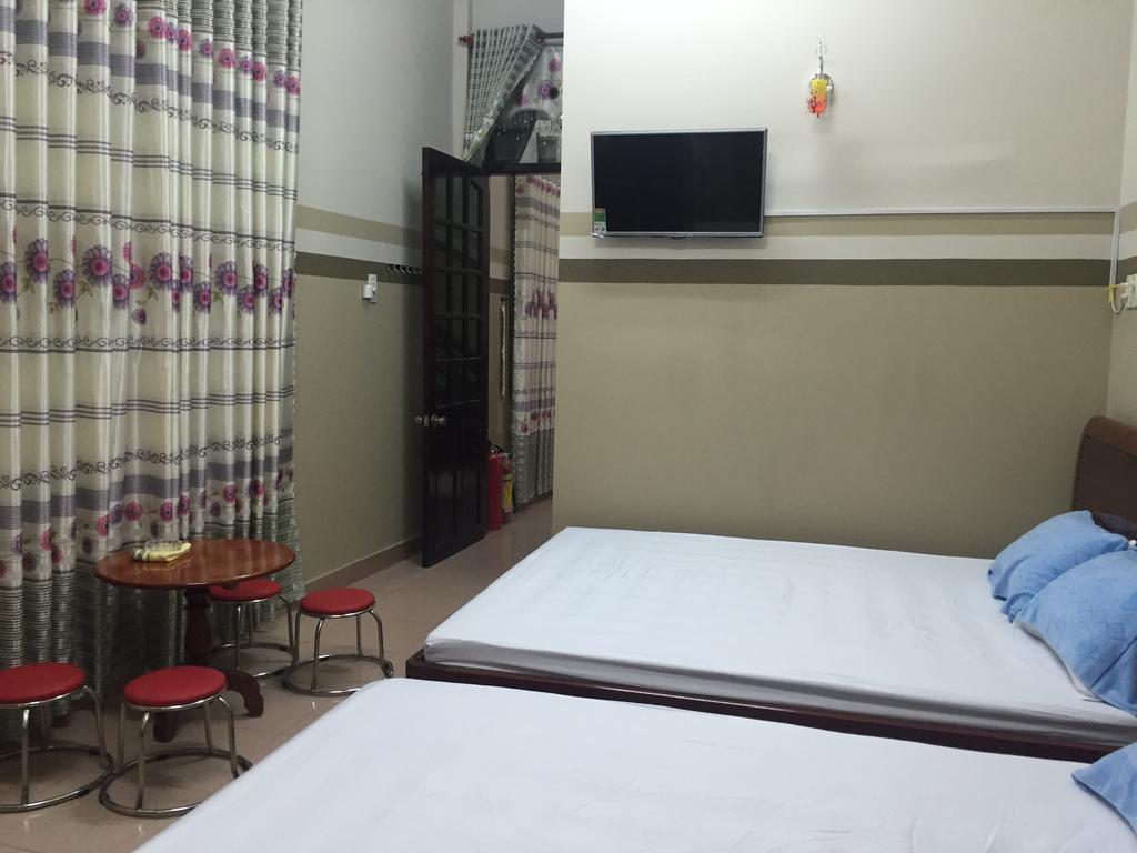 Thanh Lich Guesthouse Quảng Ngãi Exteriör bild